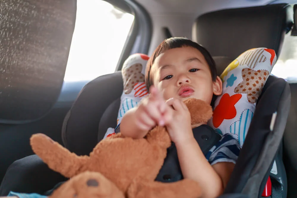 Tips Maksimal Jaga Keamanan Anak Saat Berkendara