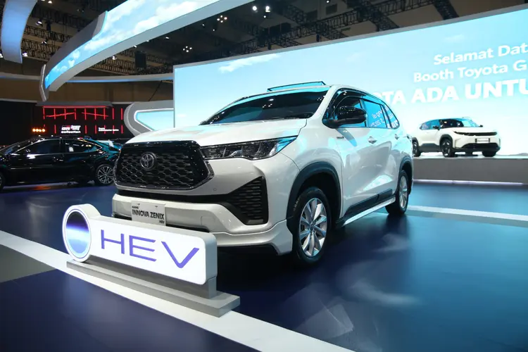 Zenix Jadi Andalan Baru, Toyota Makin Kokoh Sebagai Market Leader